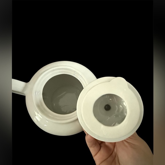 Cordon Bleu B.I.A Classic White (Smooth) Teapot with Lid excellent condition - Picture 4 of 8